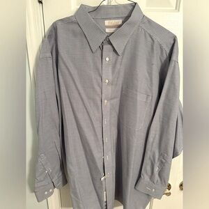 Roundtree & Yorke Blue Dress Shirt
